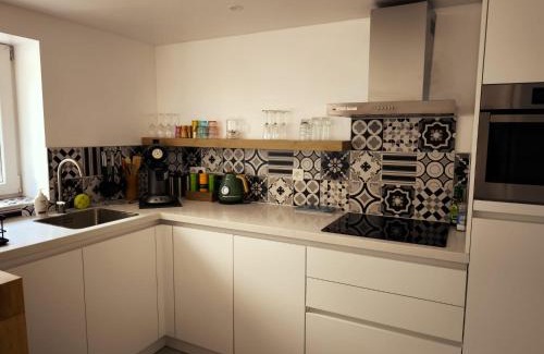 Riviere Apartamento | Studio moderne à proximité des 7 Meuses