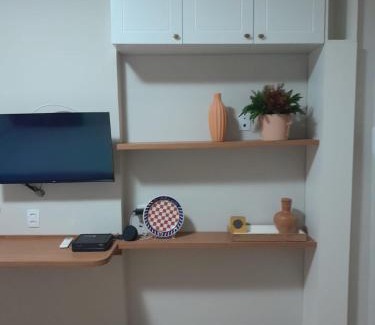 Largo do Machado Apartamento | Studio Moderno e aconchegante a 100m do metrô, 700m da Praia e do Aterro do Flamengo, conforto e tranquilidade no coração do Rio!
