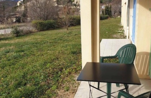 Montbrun-les-Bains Condominio | Studio Montbrun-les-Bains, Le Hameau des Sources, village view and Mont Ventoux