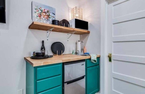 Freetown - Port Rico Apartamento | Studio near Downtown Lafayette - Freetown