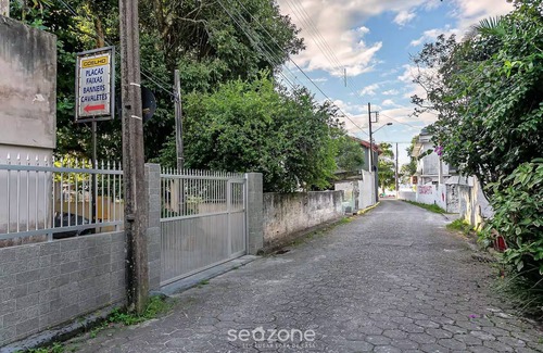 Lagoa da Conceicao Apartamento | Studio Near Lagoa da Conceicao BDR