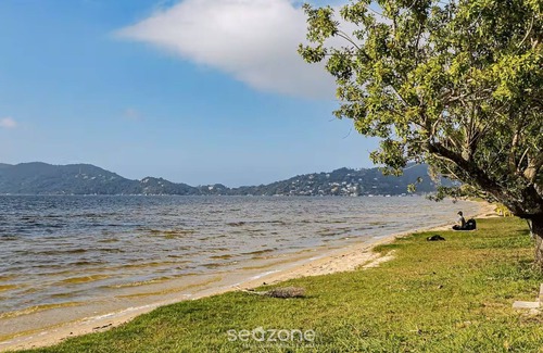 Lagoa da Conceicao Apartamento | Studio Near Lagoa da Conceicao BDR