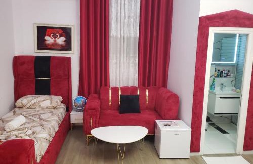 Kamez Apartamento | Studio near Tirana Airport 2- SELF Check-in Free Parking