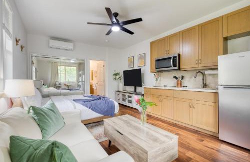 Makaha Valley Casa | Studio Nene by AvantStay Chic Cozy King Bed