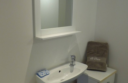 Fontenay-le-Comte Casa | Studio Neuf Avec Courette Privative