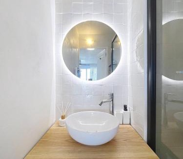 La Madeleine Apartamento | Studio Neuf avec Terrasse et Aperçu Mer