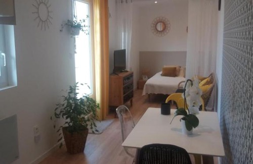Mesnil-Val-Plage Apartamento | Studio neuf dans propriété au bord de la mer