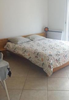 Allegre Les Fumades Apartamento | studio neuf climatisé
