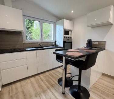 Poligny Apartamento | Studio neuf très calme