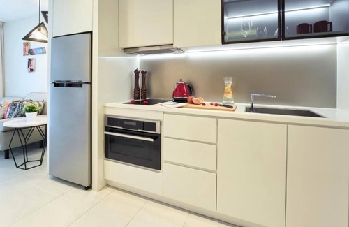 Newton Apartamento | Studio next to Mount Elizabeth Hospital and Orchard MRT
