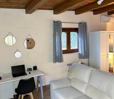 Cavalletto Apartamento | Studio Office della Castellina