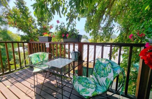 Somerset West Apartamento | Studio on McLeod - Private Self-catering Apartment