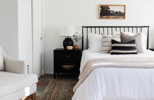 Chico Cabaña | Studio on Sunset | Peaceful Stay in Central Chico
