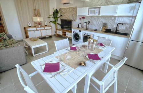 Nettle Bay Apartamento | Studio pieds dans l’eau avec vue lagon et piscine