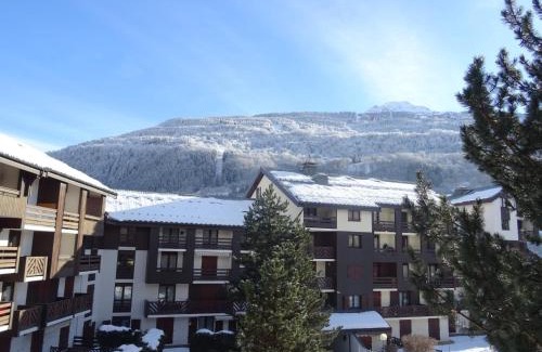 Bourg-Saint-Maurice Apartamento | Studio pour 3 personnes avec piscine et proche funiculaire - FR-1-411-279