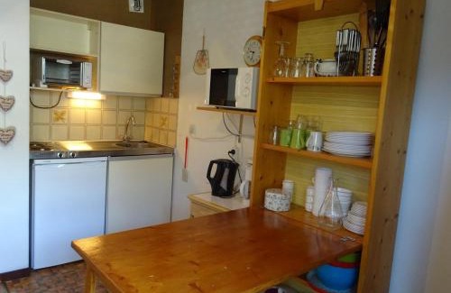 Bourg-Saint-Maurice Apartamento | Studio pour 3 personnes avec piscine et proche funiculaire - FR-1-411-279