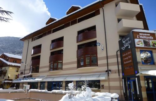 Brides-les-Bains Apartamento | Studio pour 4 personnes, centre-ville, proche télécabine et thermes, Brides-les-Bains - FR-1-512-157