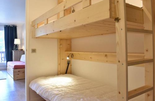 Meribel Centre Apartamento | Studio pour 4 personnes à Méribel - Centre avec balcon et parking privé - FR-1-180-206
