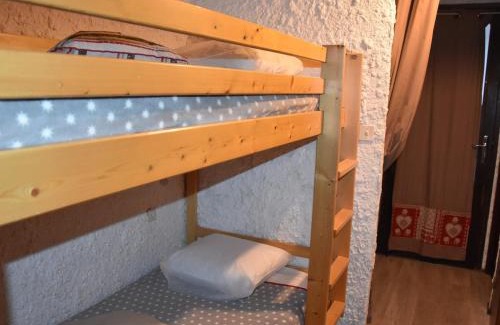 Pralognan-la-Vanoise Apartamento | Studio pratique pour 4 personnes avec terrasse à Pralognan-la-Vanoise - FR-1-464-50