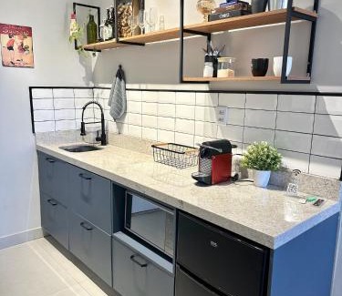 Lago Norte Apartamento | Studio Premium - Perto de Tudo - Vista Livre - Estacionamento privativo e Portaria 24h - Wi-Fi 600mbps