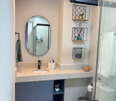 Lago Norte Apartamento | Studio Premium - Perto de Tudo - Vista Livre - Estacionamento privativo e Portaria 24h - Wi-Fi 600mbps