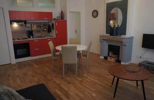 Bourg-les-Valence Apartamento | Estudio-Baño Privado-Les Clercs