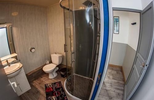 Louannec Apartamento | Estudio-Baño Privado-Vista al Mar-Iroise