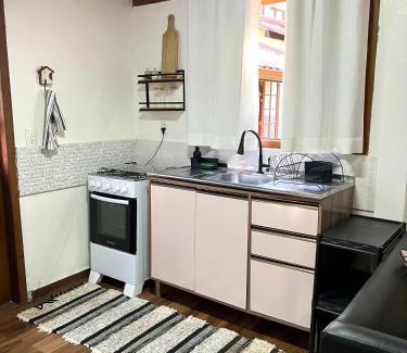 Rio Vermelho Sul Casa | Studio privativo com trilha até a praia