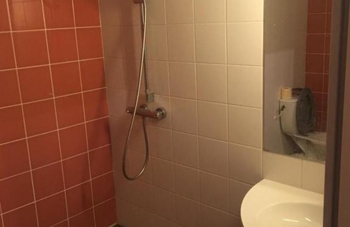 Aiguerelles Apartamento | Studio proche des plages avec place de parking privée.