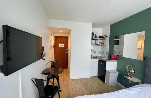 Saint Seurin - Fondaudege Apartamento | Studio proche Mériadeck