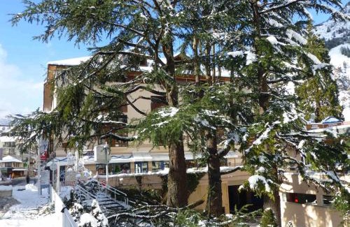 Brides-les-Bains Apartamento | Studio rénové 2* pour 4 personnes - Centre de Brides-les-Bains avec parking et wifi - FR-1-512-167