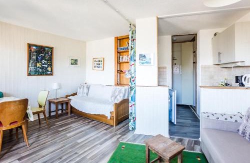 Montchavin Apartamento | Studio rénové, 3 pers, proche pistes & commerces, parking gratuit - FR-1-329-50