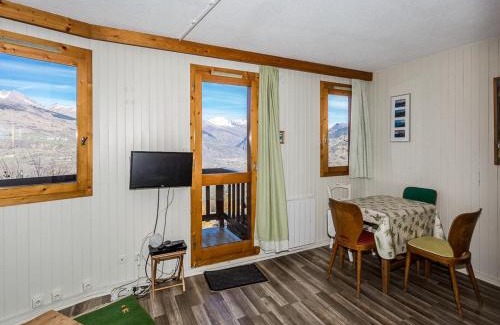 Montchavin Apartamento | Studio rénové, 3 pers, proche pistes & commerces, parking gratuit - FR-1-329-50