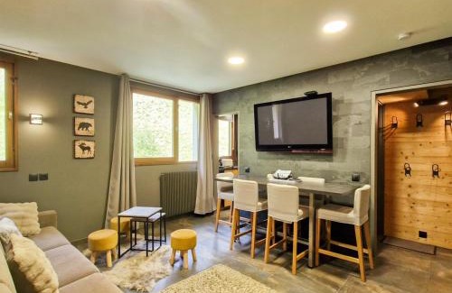 Flaine Apartamento | Studio Rénové avec Kitchenette Équipée, Proche des Pistes et Commerces, Casiers à Ski - FR-1-425-207
