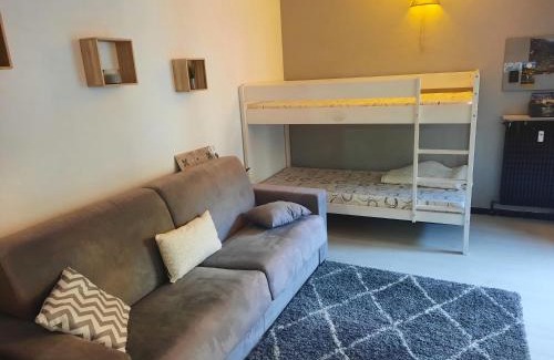 Saint-Martin-Vesubie Apartamento | Studio rénové au cœur du village