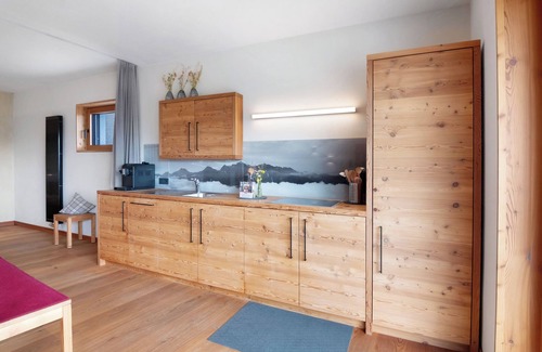 Laudes Apartamento | Estudio 'Röfen Oströfen' con vistas a la montaña, terraza compartida y Wi-Fi