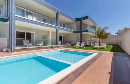 Villa San Pietro Apartamento | Estudio "Residence Meridian Unità 2" con vistas a la montaña, piscina y Wi-Fi
