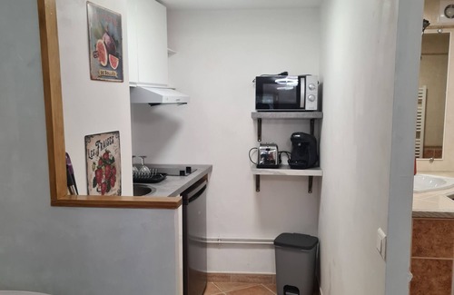 Carnoules Apartamento | Studio Romance