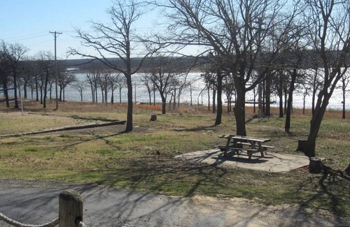 Mannford Apartamento | Studio Room by the Lake
