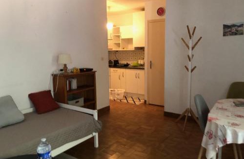 Amelie-les-Bains-Palalda Apartamento | Studio soleil montagne et rivière