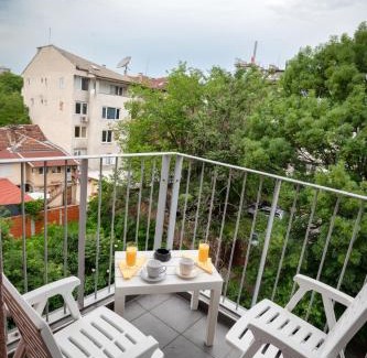 Sofia City Center Apartamento | Studio Sapphire