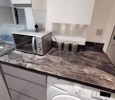Kidbrooke with Hornfair Apartamento | Studio self contained double bedroom