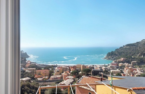 Bonassola Apartamento | Estudio "Serra Monolocale" con terraza y aire acondicionado
