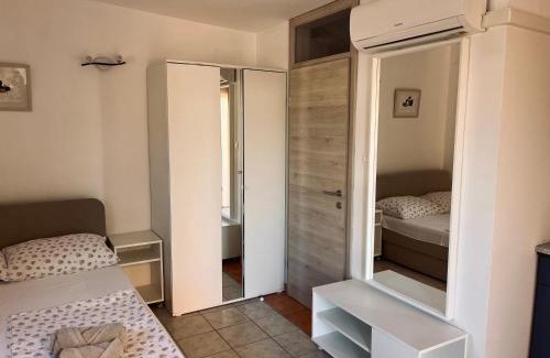 Milcetici Apartamento | Studio SIMONETA