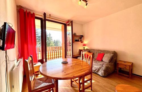 Montcel Apartamento | Studio skis aux pieds avec balcon et animaux admis - FR-1-432-89