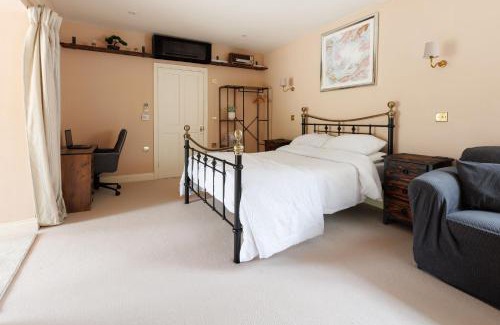 Cromer Apartamento | Studio Sleeps 2 w HotTub-Garden-PetsOK-Parking