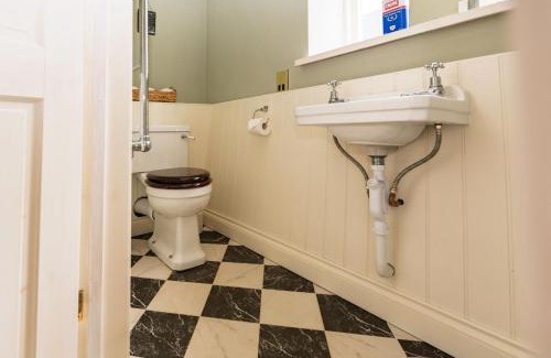 Cromer Apartamento | Studio Sleeps 2 w HotTub-Garden-PetsOK-Parking