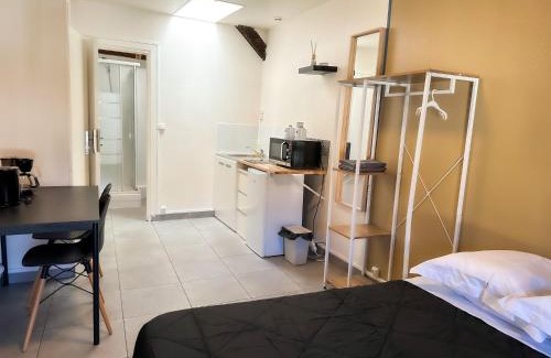 Meaux Apartamento | Studio SN9 - Centre-Ville Meaux - Proche Disneyland