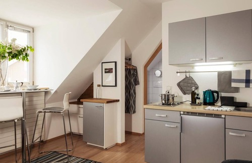 Silandro Apartamento | Studio 'Sommavilla - Small' with Mountain View and Wi-Fi
