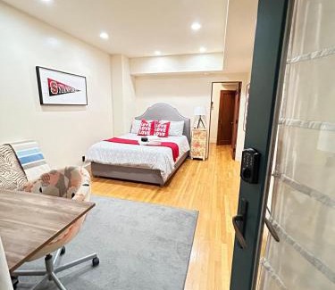 College Terrace Apartamento | Studio- Steps from Stanford & Close to Everything!